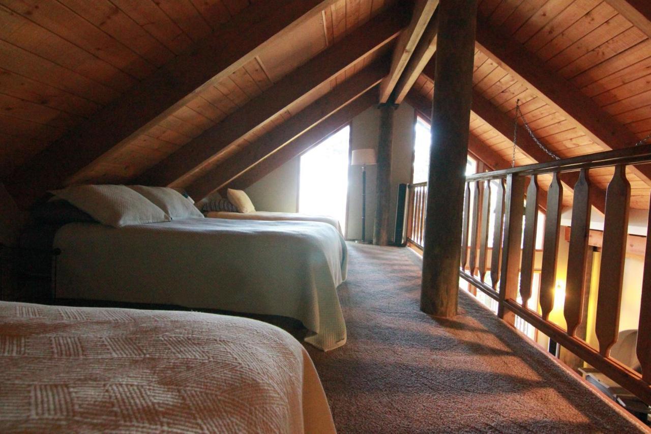 Tree House Lodge Yosemite West Exterior photo