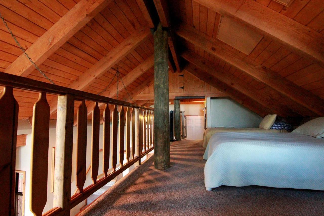 Tree House Lodge Yosemite West Exterior photo